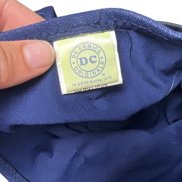 DC Comics Original Wonder Women Two Piece Custom XS - Picture 3 of 9